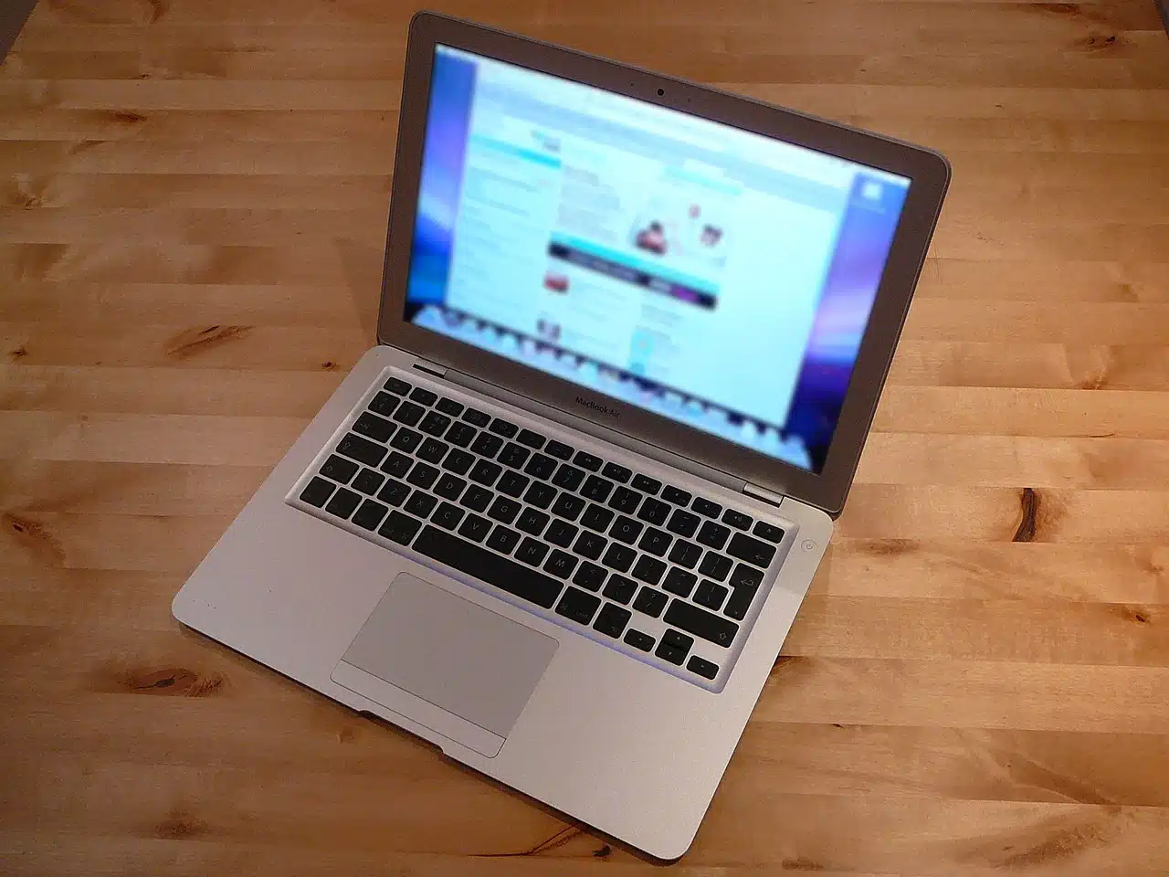 Reconditionné : un MacBook Air pour étudiant à petit prix